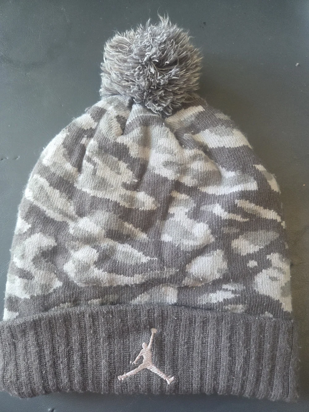 Jordan Kids Grey Camo Pom Beanie - Grey